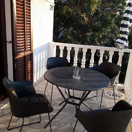 Διαμέρισμα Baric Τρογκίρ